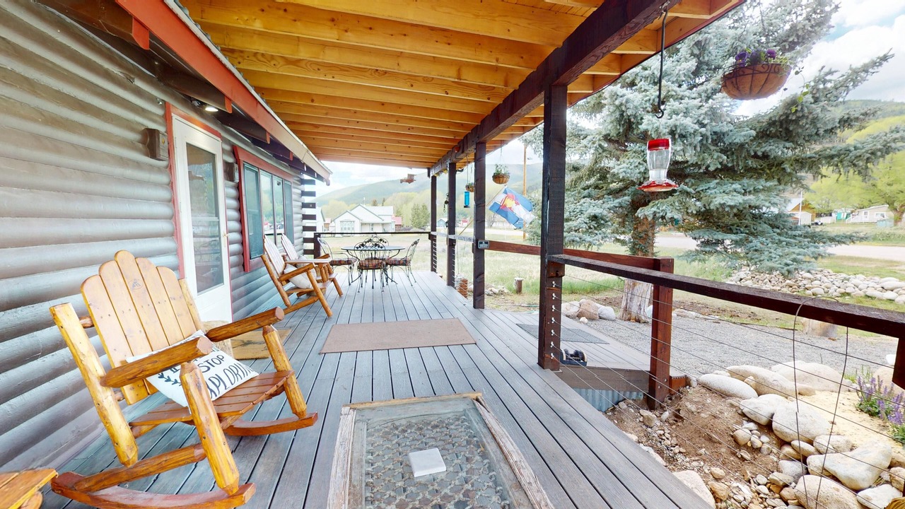 Photo of Patio Balcony in Pitkin