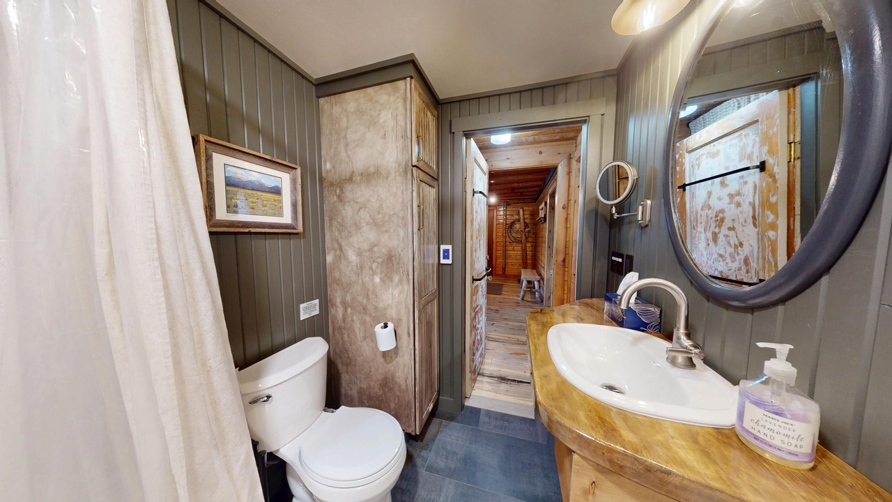 Photo of Bathroom in Pitkin