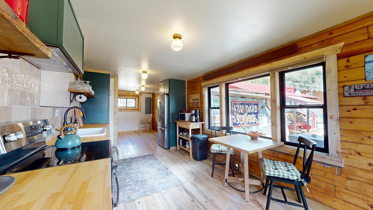 Photo of Kitchen in Pitkin