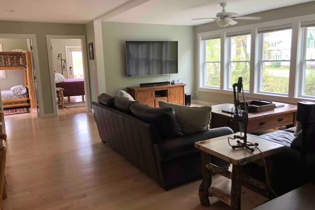 Photo of Livingroom in Montgomery Center