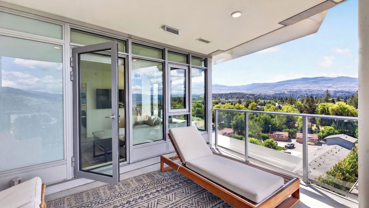 Photo of Patio Balcony in South Pandosy
