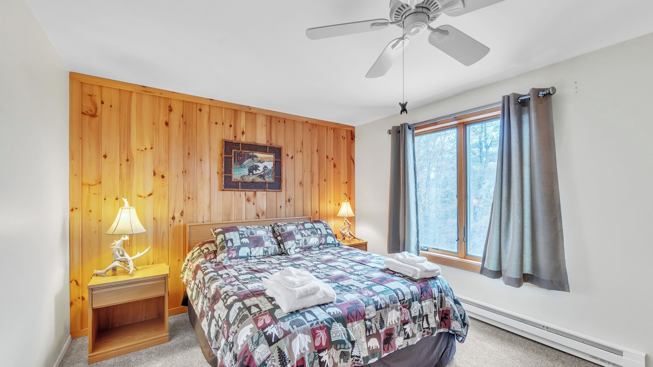Photo of Bedroom in North Creek