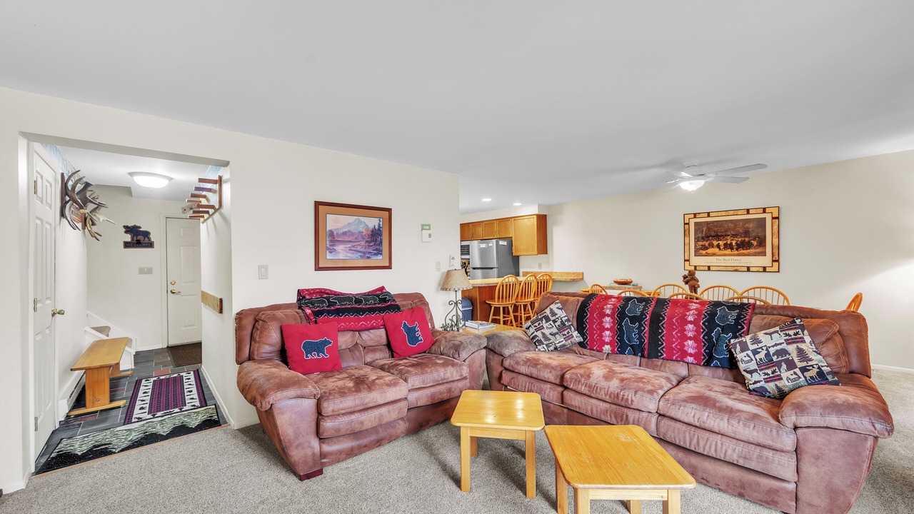 Photo of Livingroom in North Creek