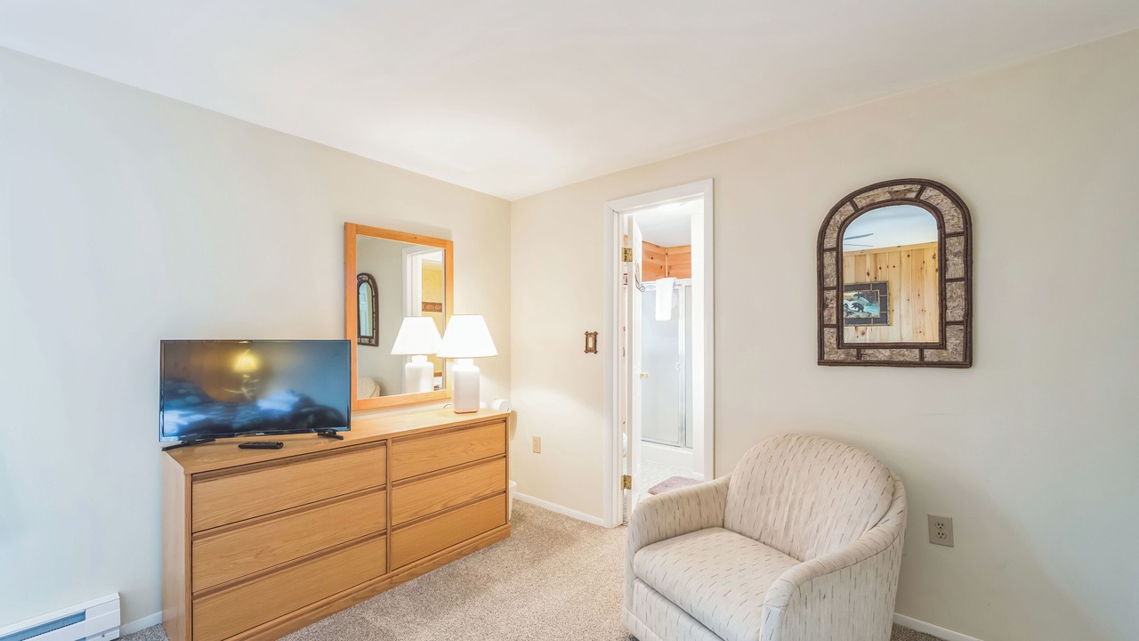 Photo of Livingroom in North Creek