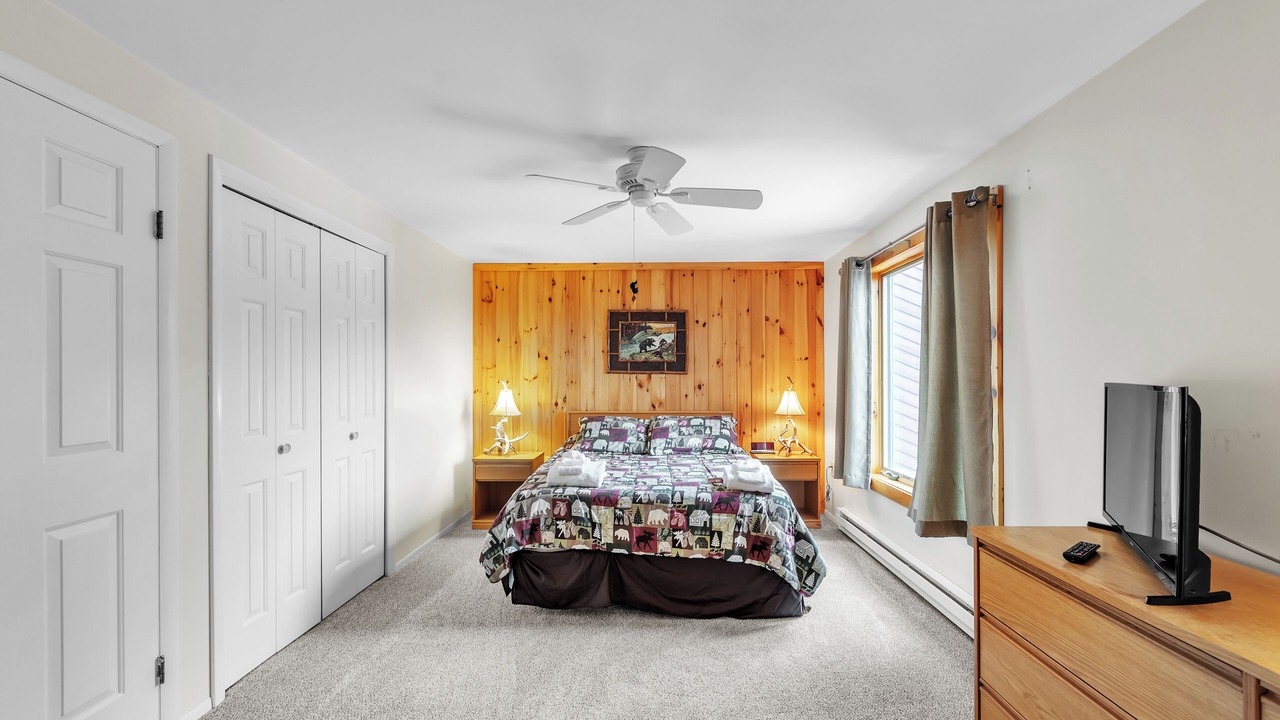 Photo of Bedroom in North Creek