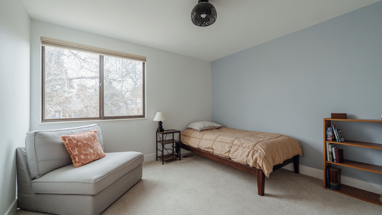 Photo of Bedroom in Dam East - West