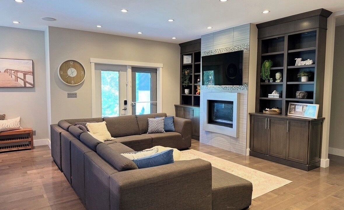 Photo of Livingroom in Markerville