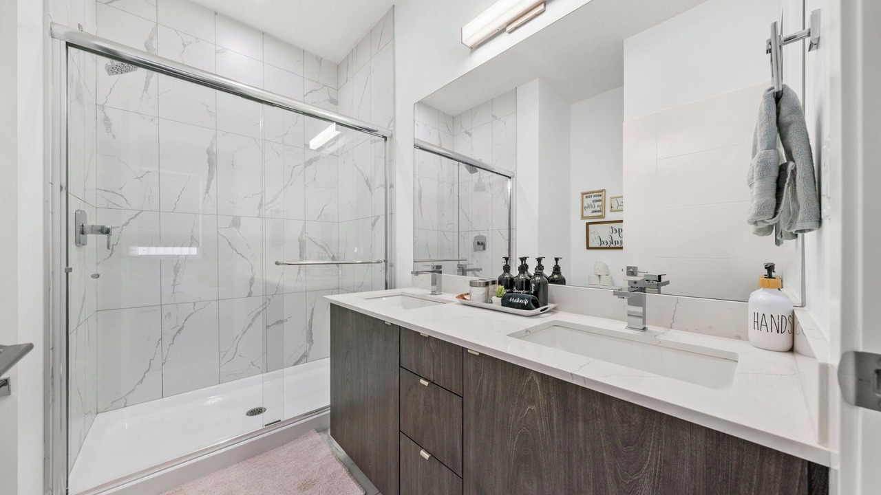 Photo of Bathroom in Jasper Place