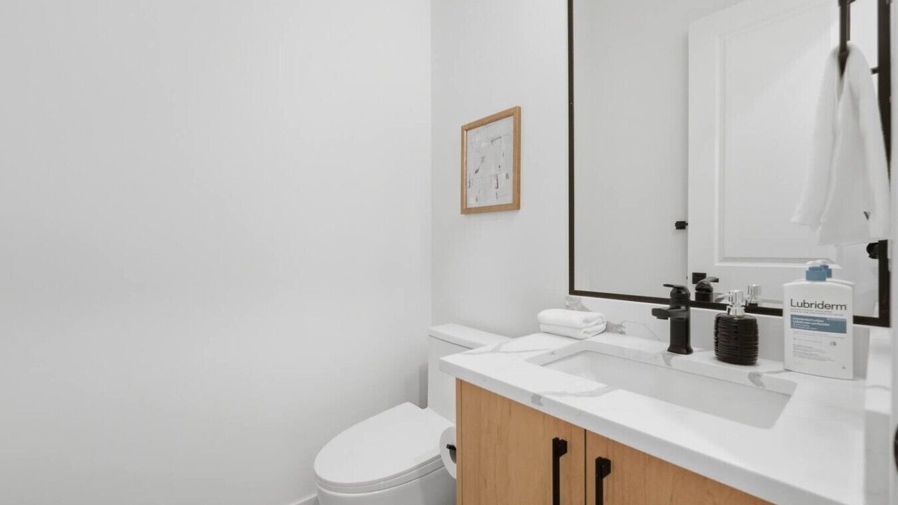 Photo of Bathroom in Renfrew