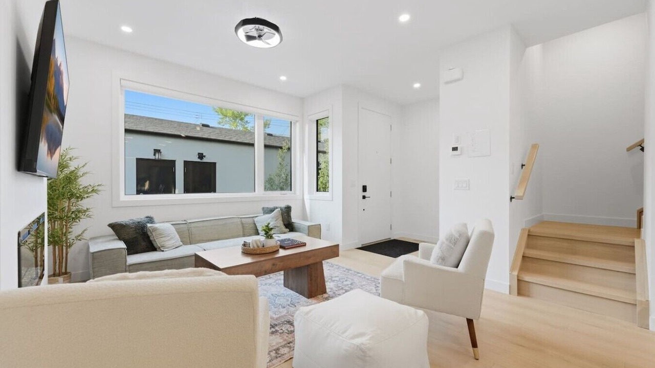 Photo of Livingroom in Renfrew