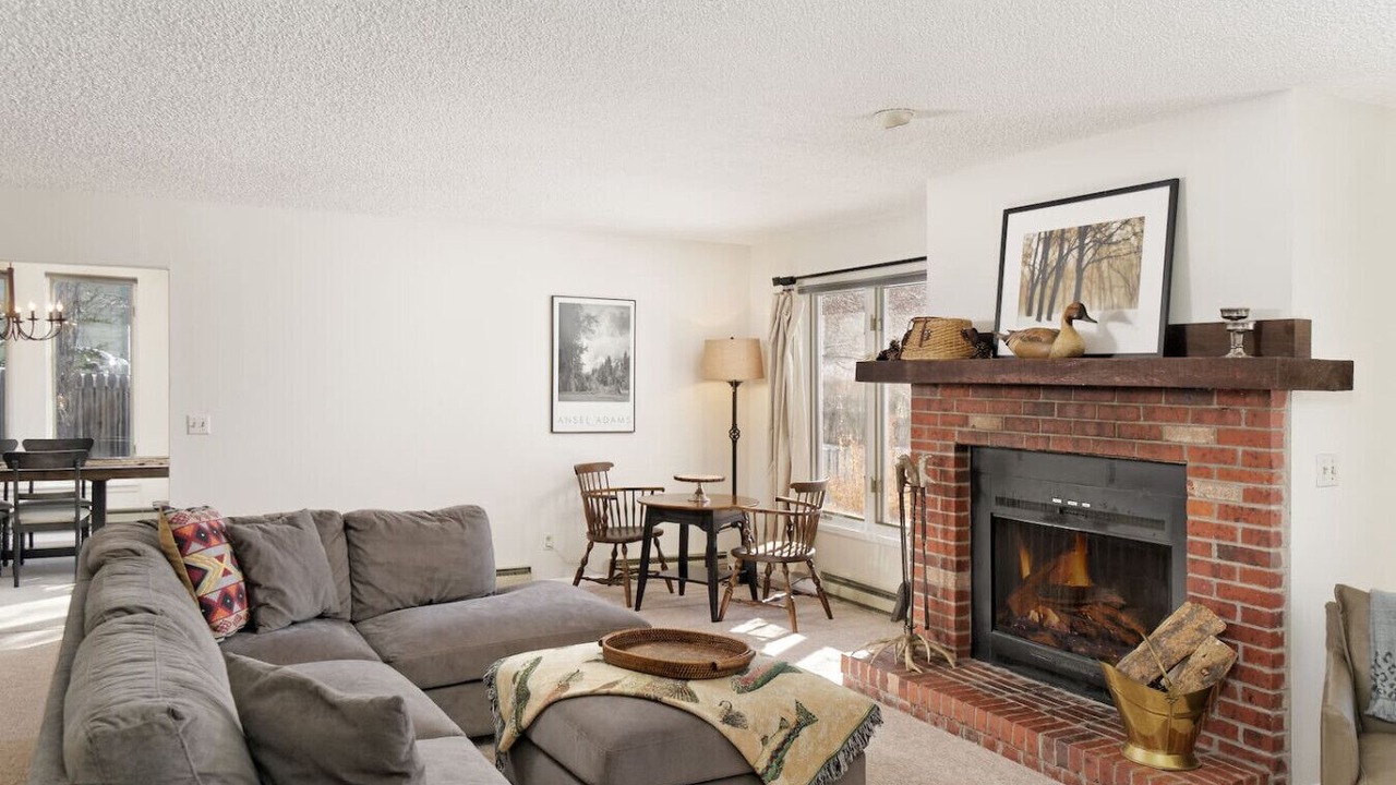 Photo of Livingroom in Carbondale