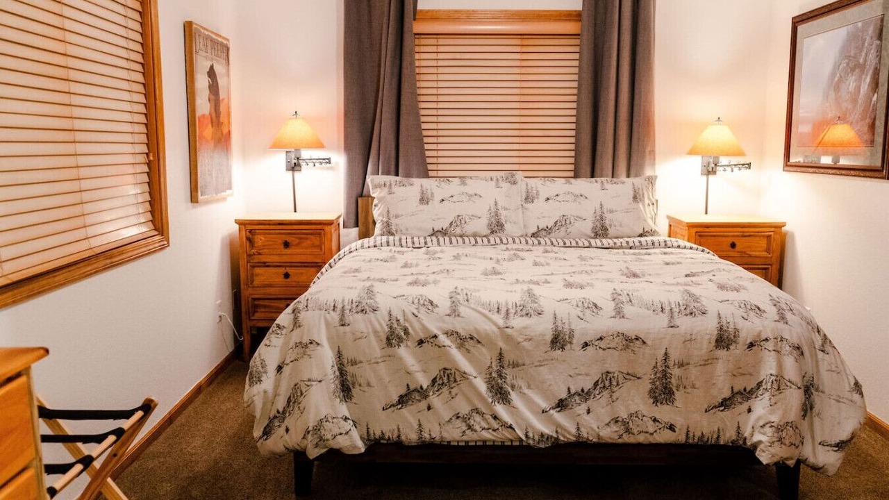Photo of Bedroom in Grand Lake