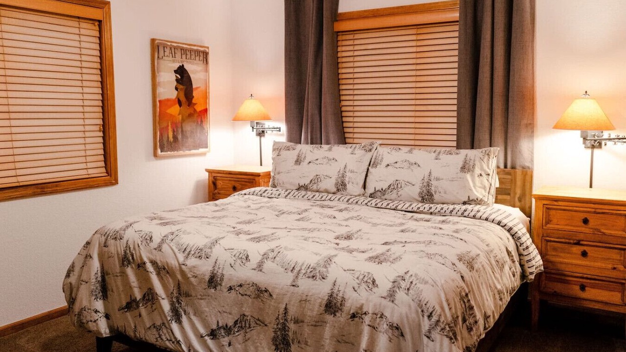Photo of Bedroom in Grand Lake