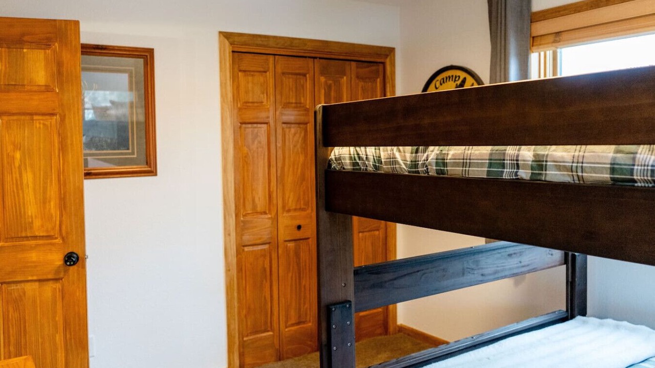 Photo of Bedroom in Grand Lake