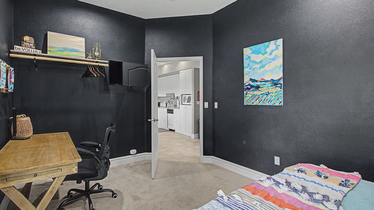 Photo of Bedroom in Castle Pines North