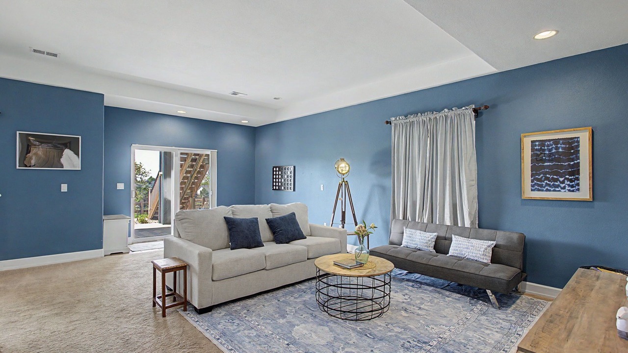 Photo of Livingroom in Castle Pines North