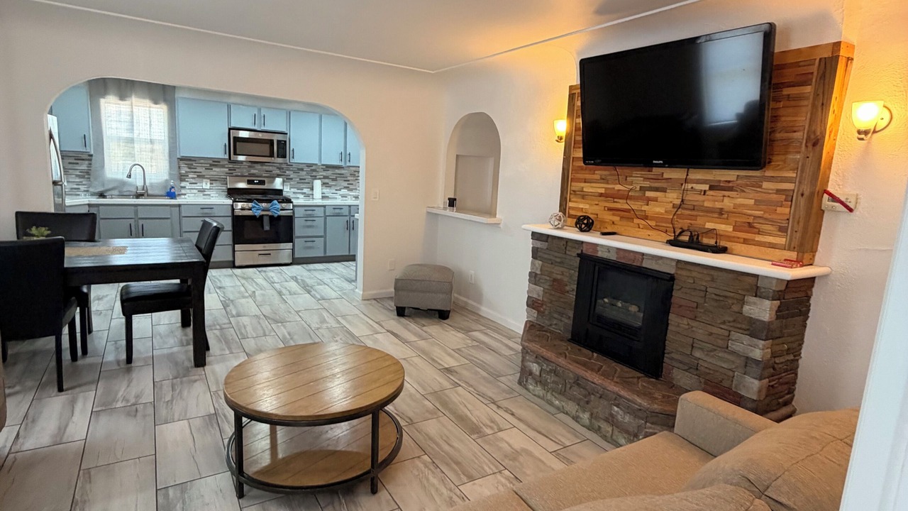Photo of Livingroom in Parachute