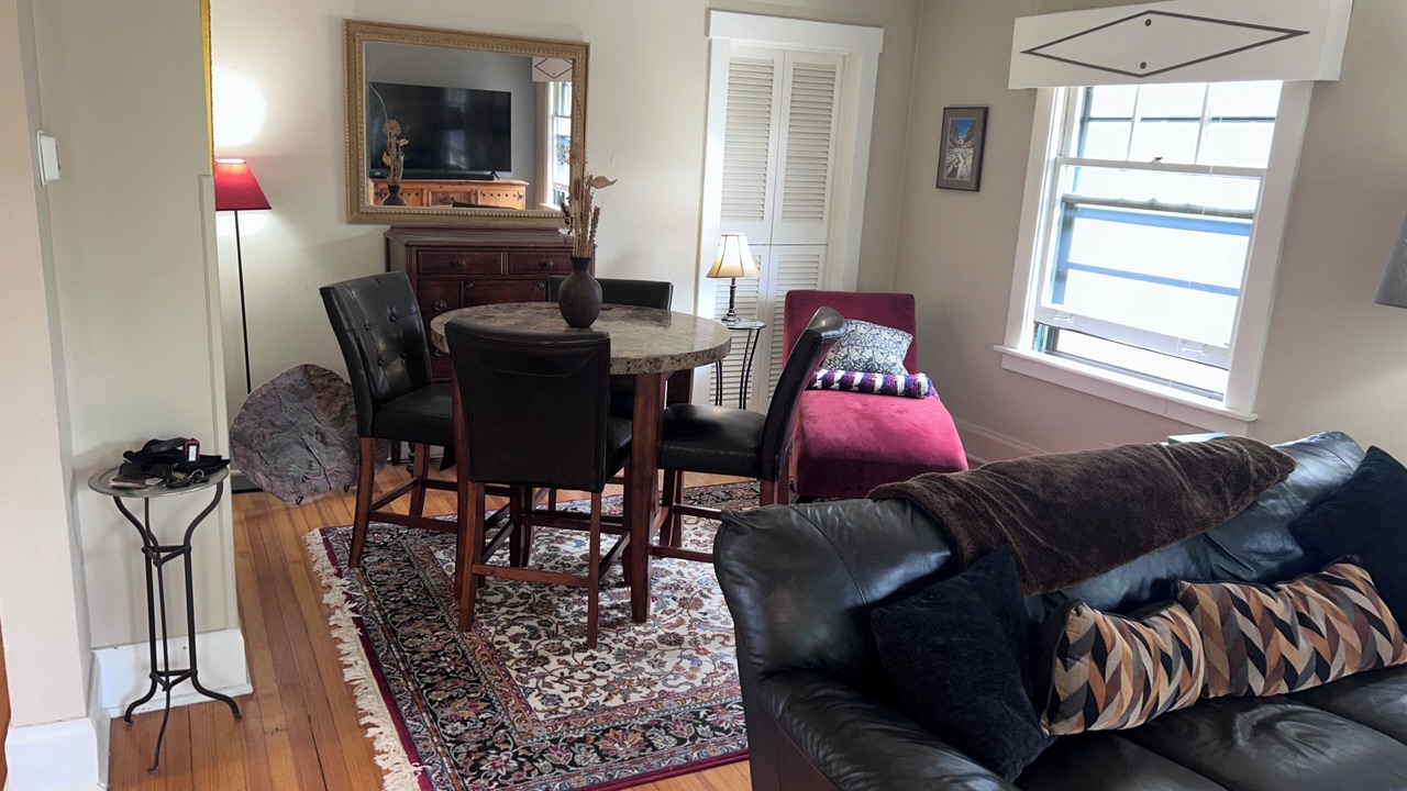 Photo of Livingroom in City Park