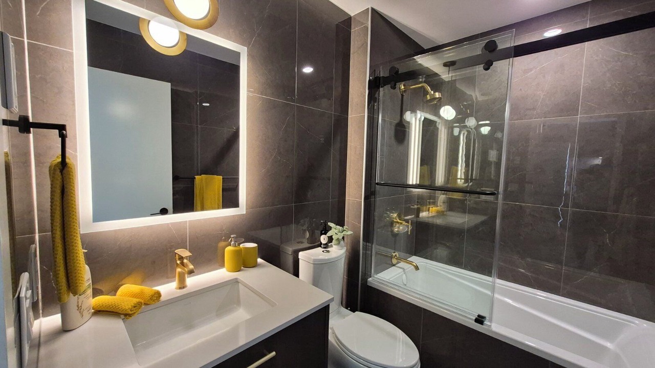 Photo of Bathroom in South Pandosy