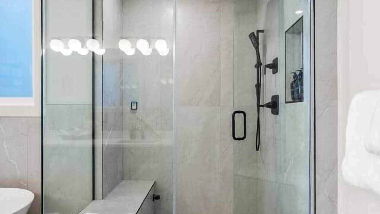 Photo of Bathroom in Shaganappi