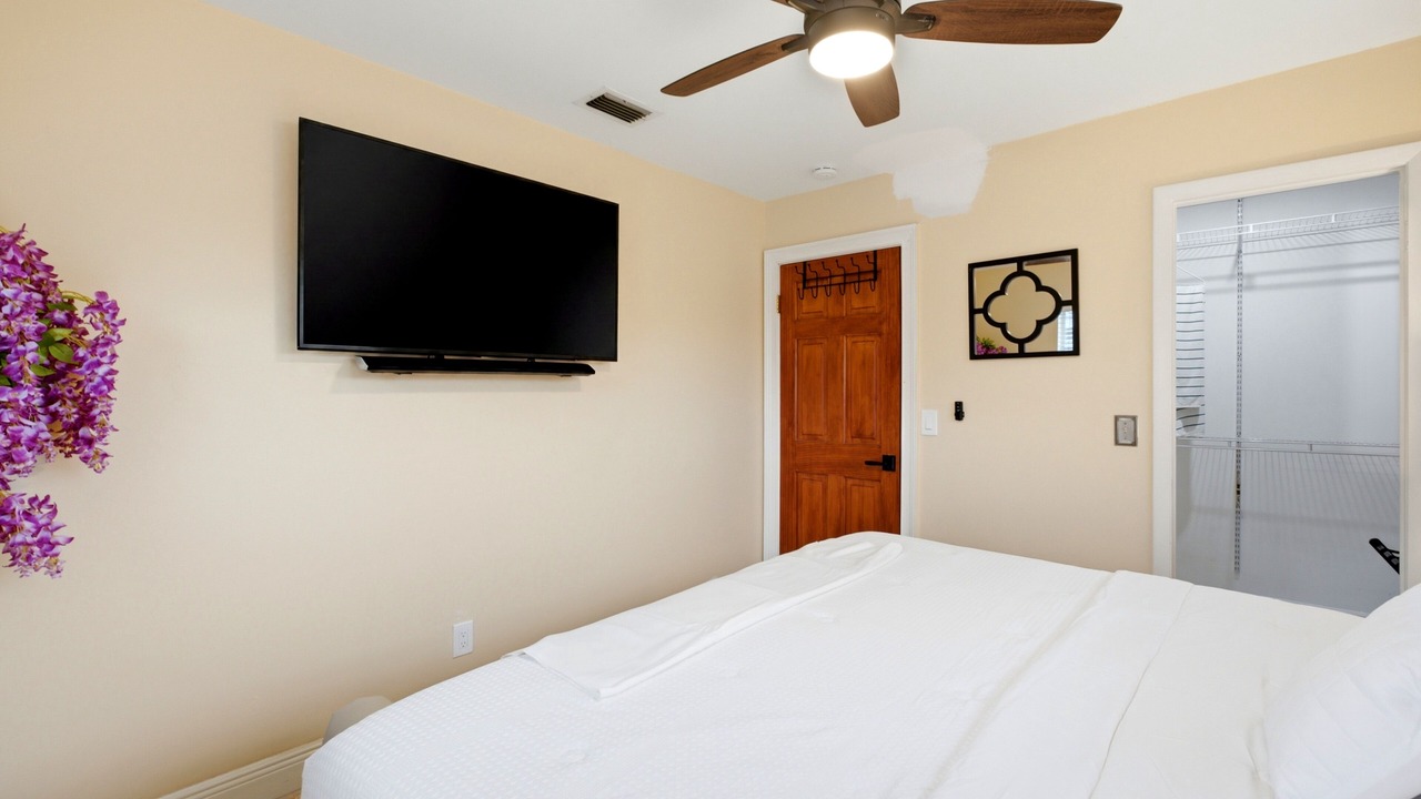 Photo of Bedroom in Pembroke Pines