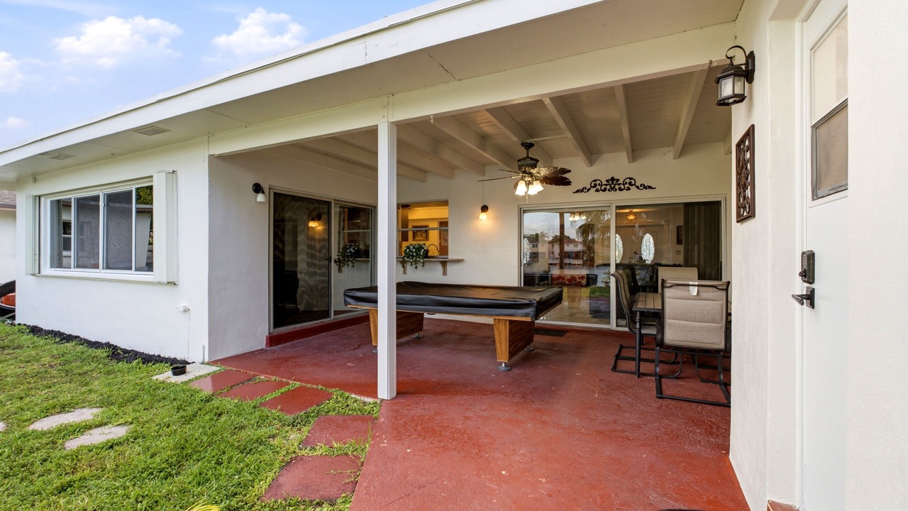 Photo of Patio Balcony in Pembroke Pines