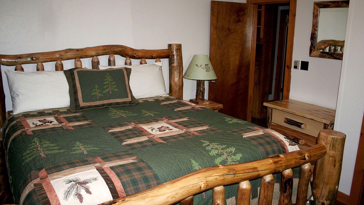 Photo of Bedroom in Estes Park