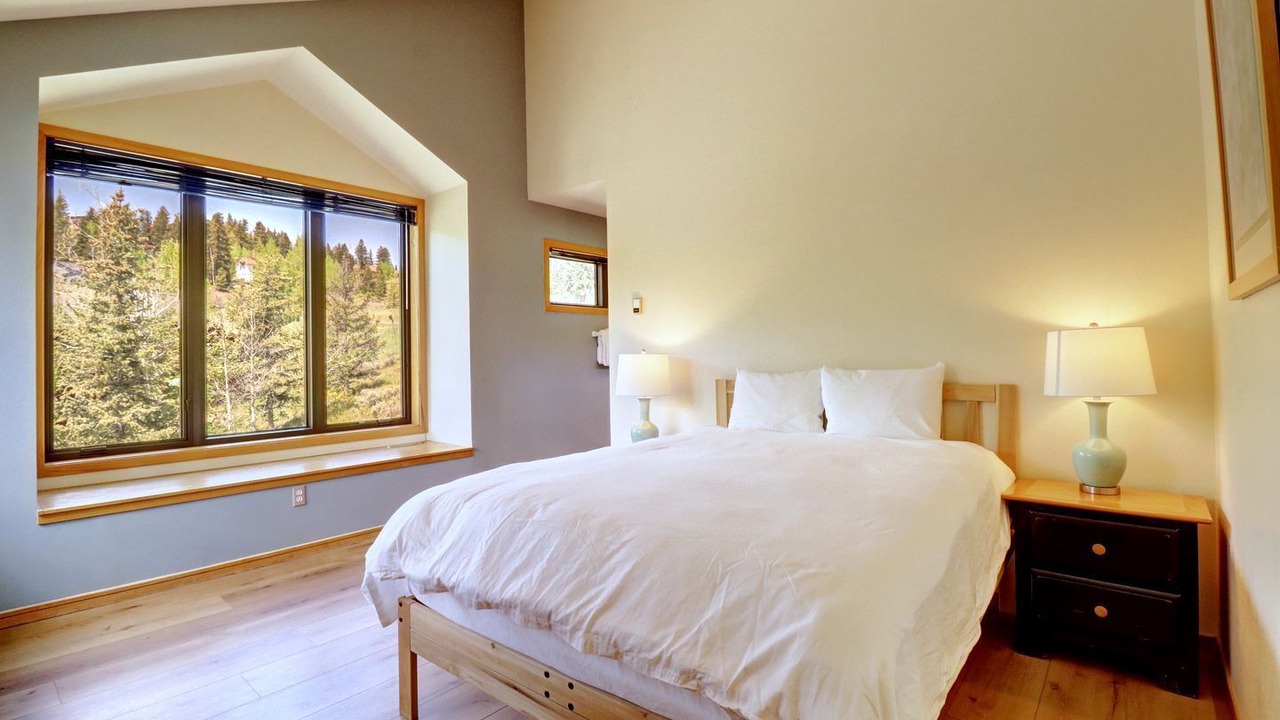 Photo of Bedroom in Keystone