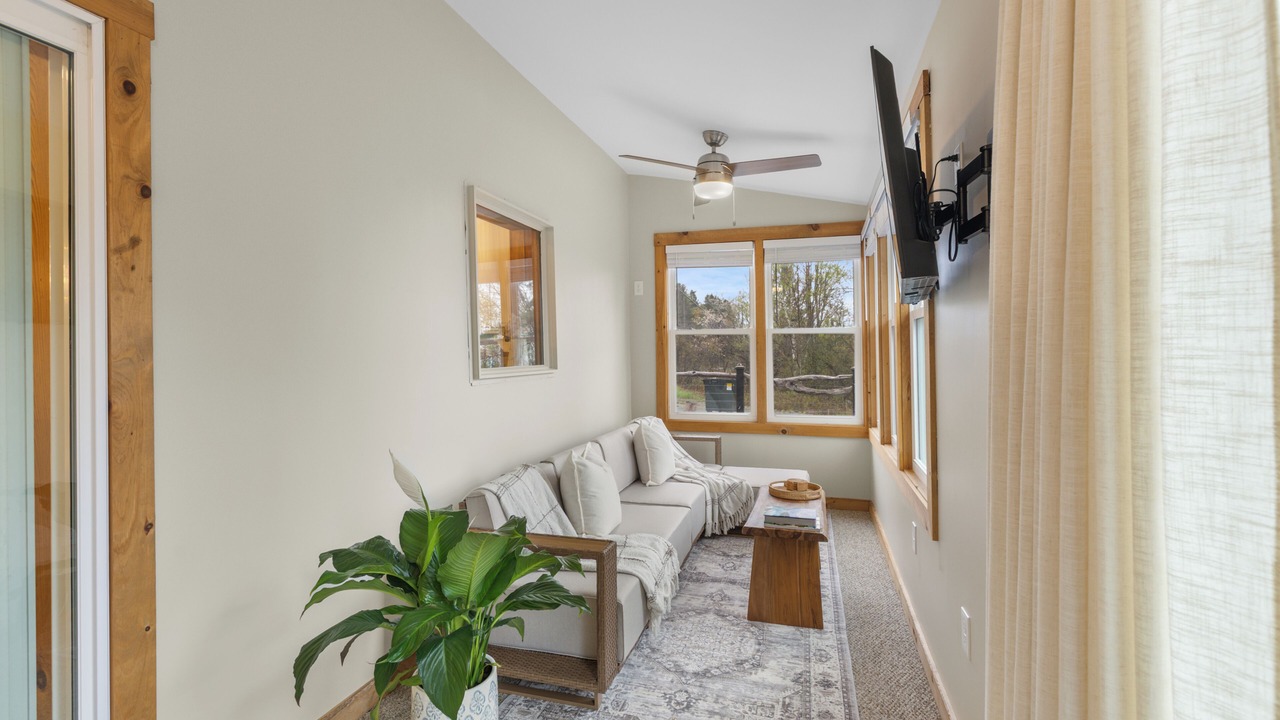 Photo of Livingroom in Jefferson