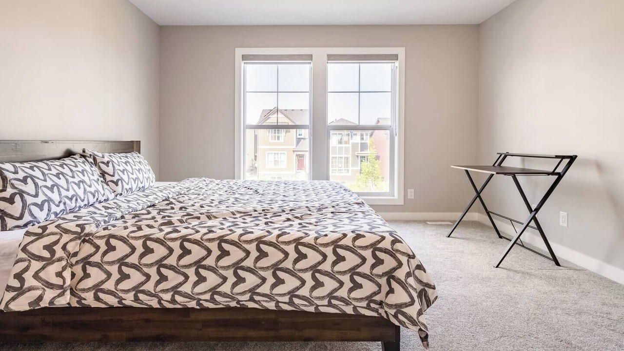 Photo of Bedroom in Evanston