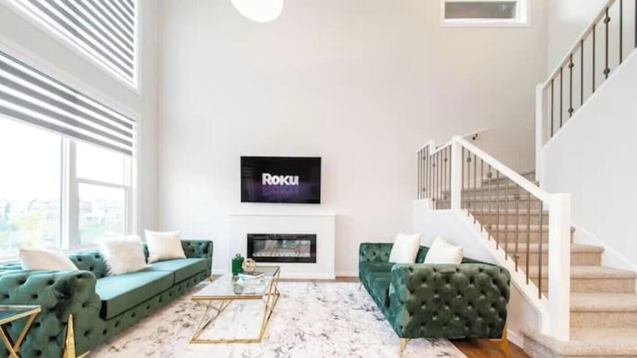 Photo of Livingroom in Southeast Edmonton