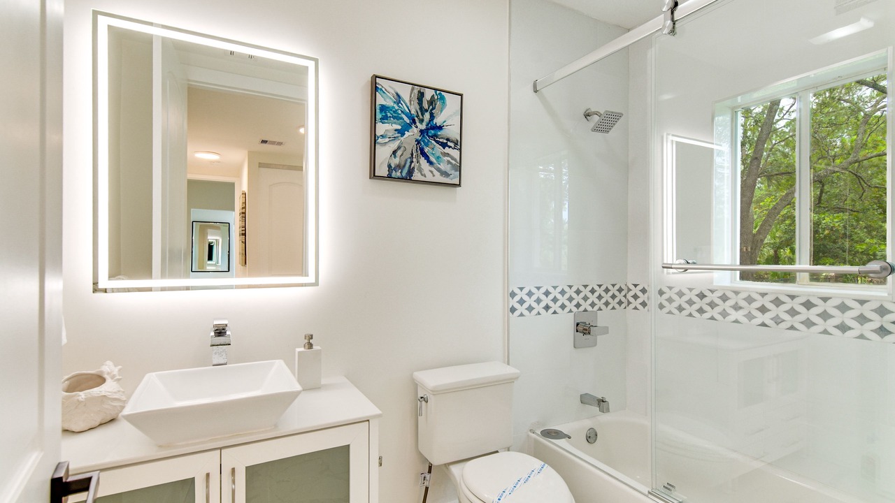 Photo of Bathroom in West Dixie Bend