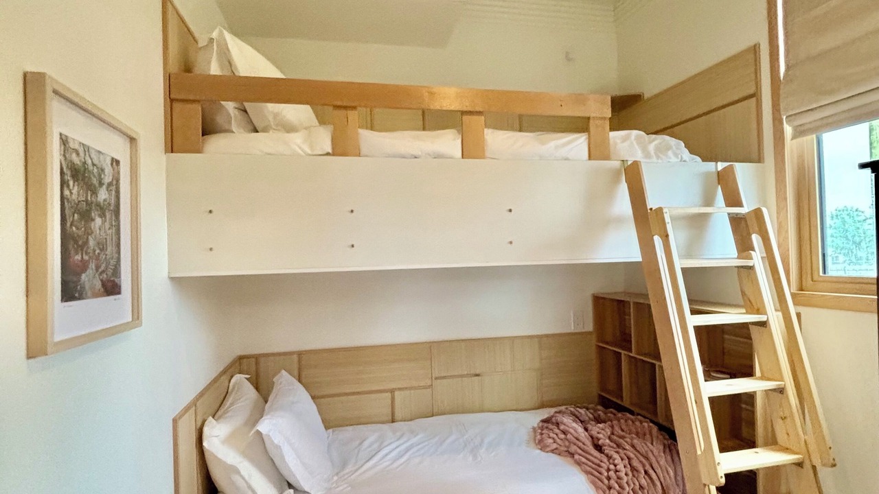 Photo of Bedroom in Lundbreck