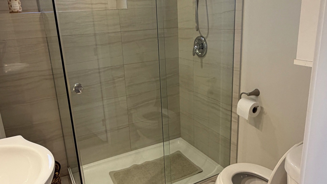 Photo of Bathroom in District of North Vancouver