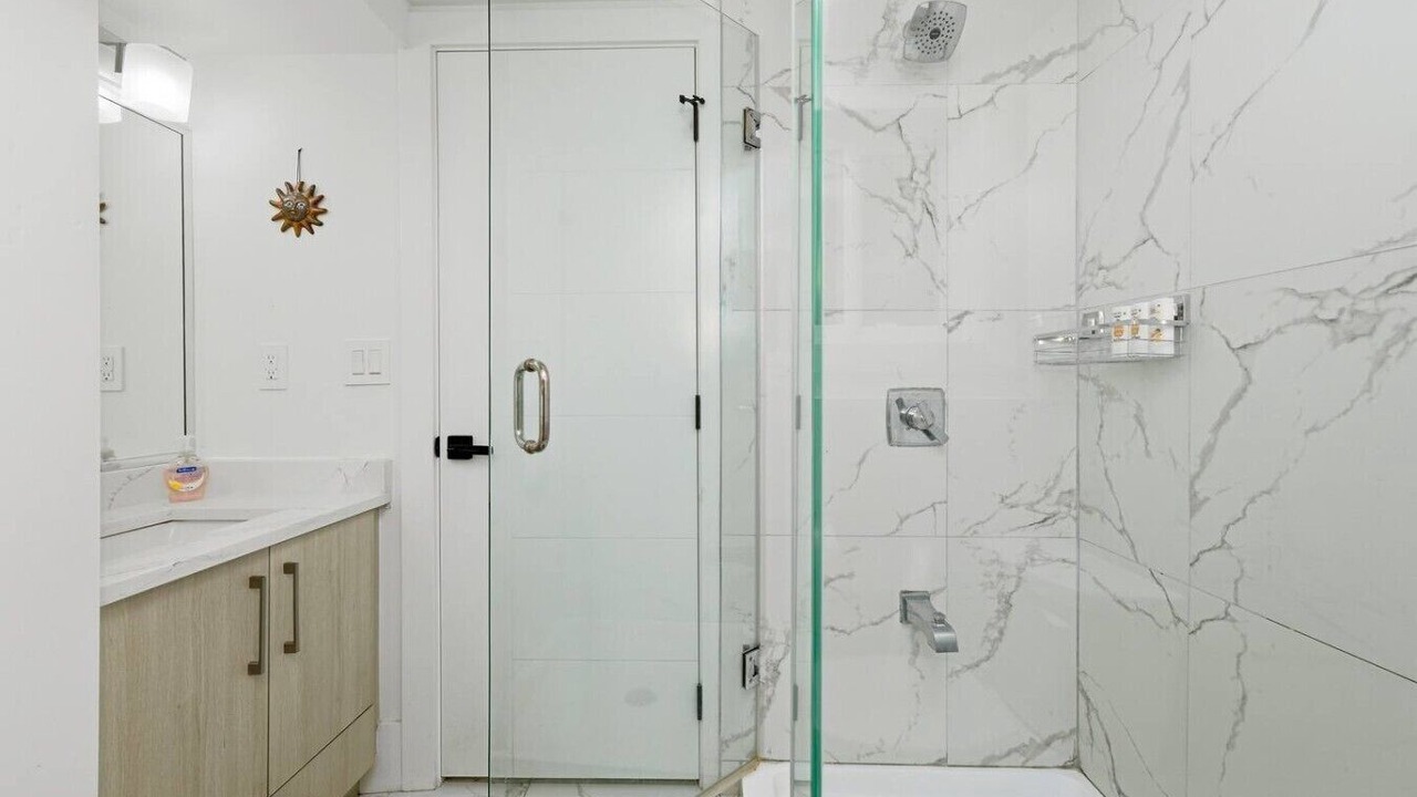 Photo of Bathroom in White Rock