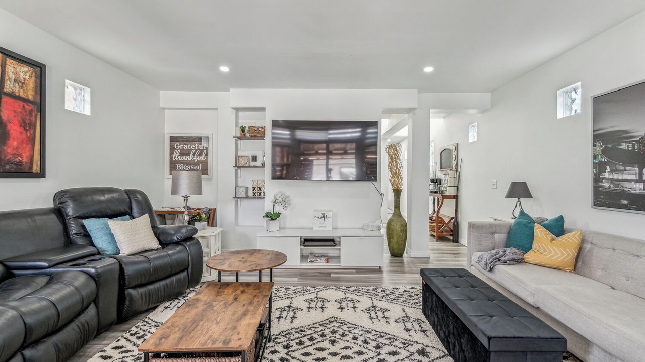 Photo of Livingroom in Hillhurst