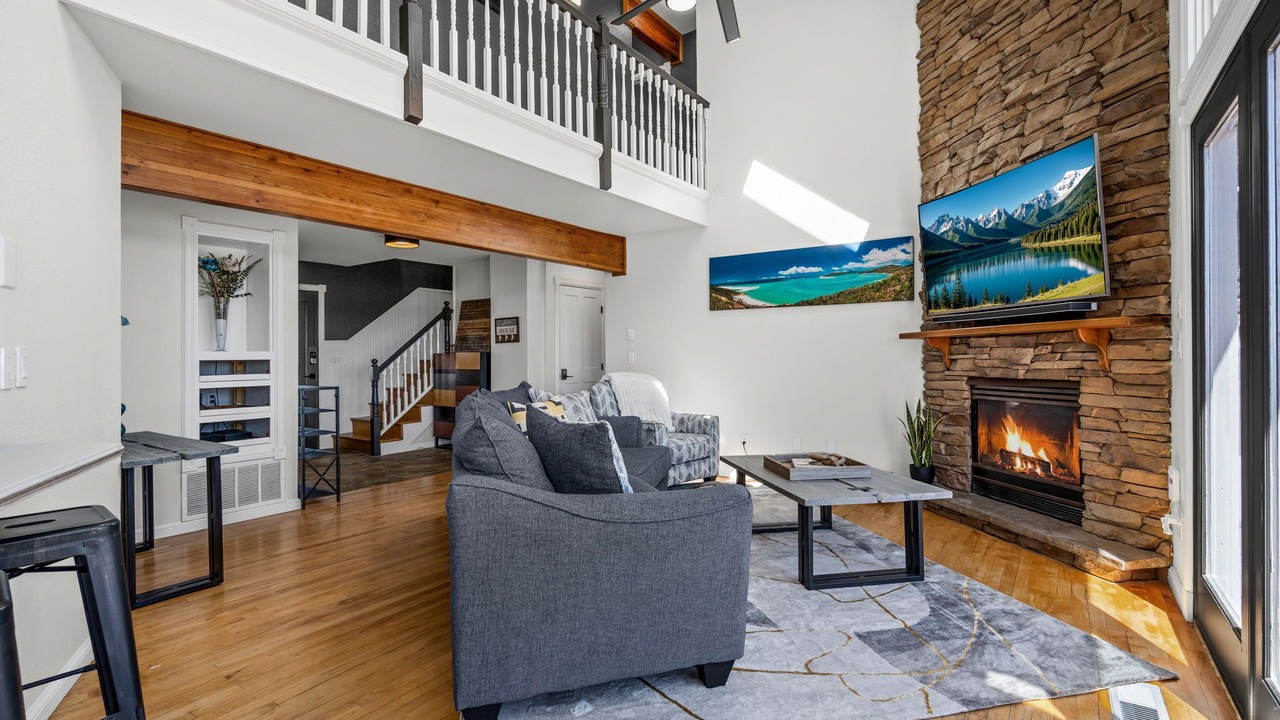 Photo of Livingroom in Loveland