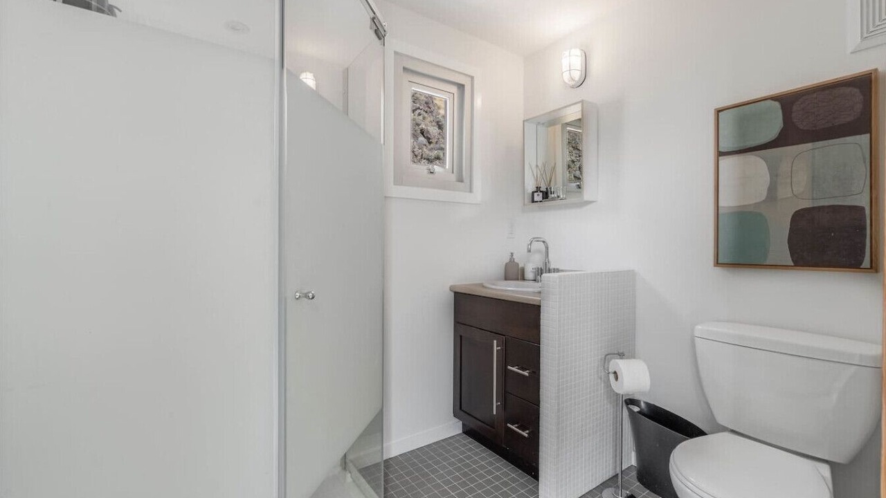 Photo of Bathroom in Okanagan-Similkameen