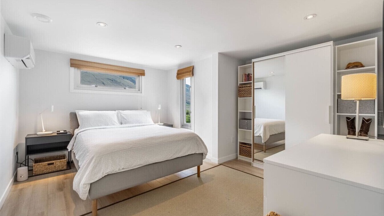 Photo of Bedroom in Okanagan-Similkameen