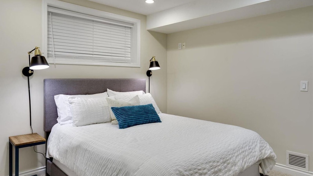 Photo of Bedroom in North End