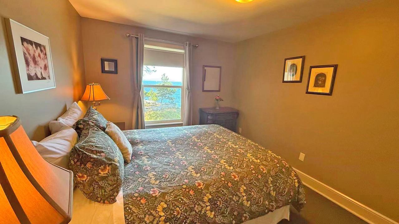 Photo of Bedroom in Regional District of Nanaimo