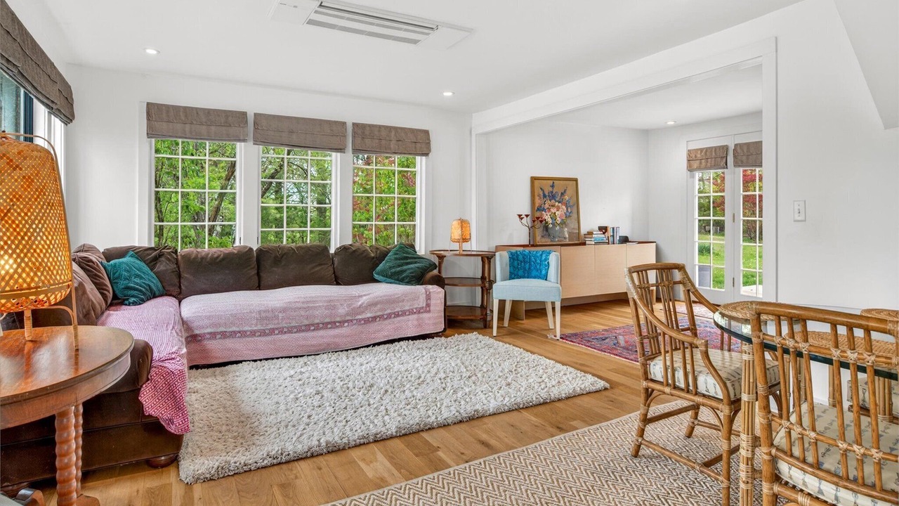 Photo of Livingroom in Moriah Center