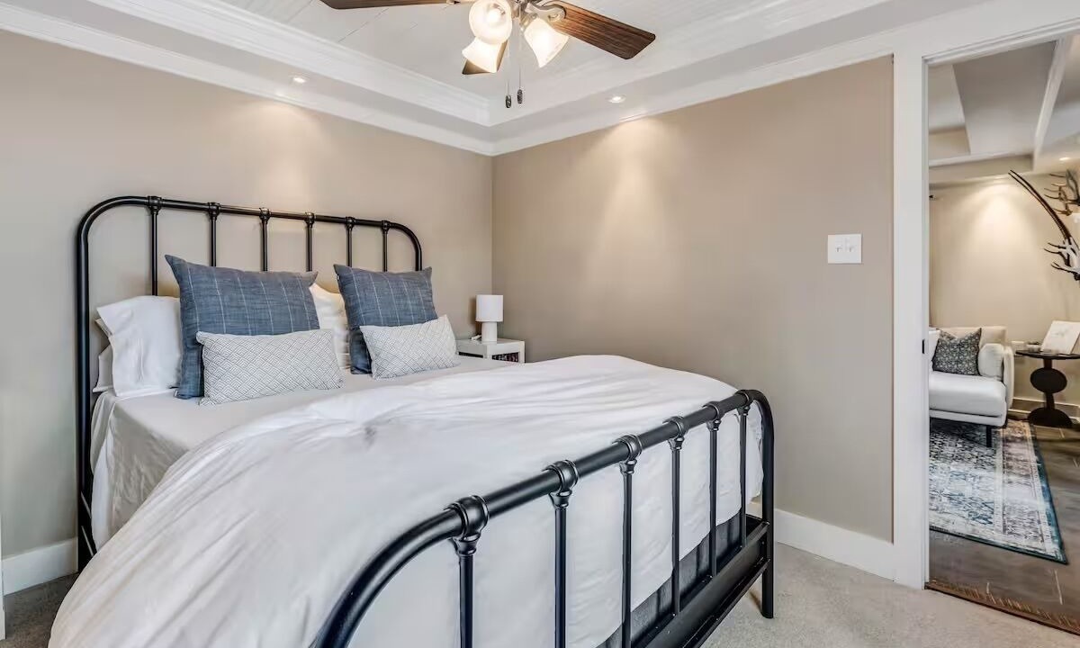 Photo of Bedroom in Glenwood Springs
