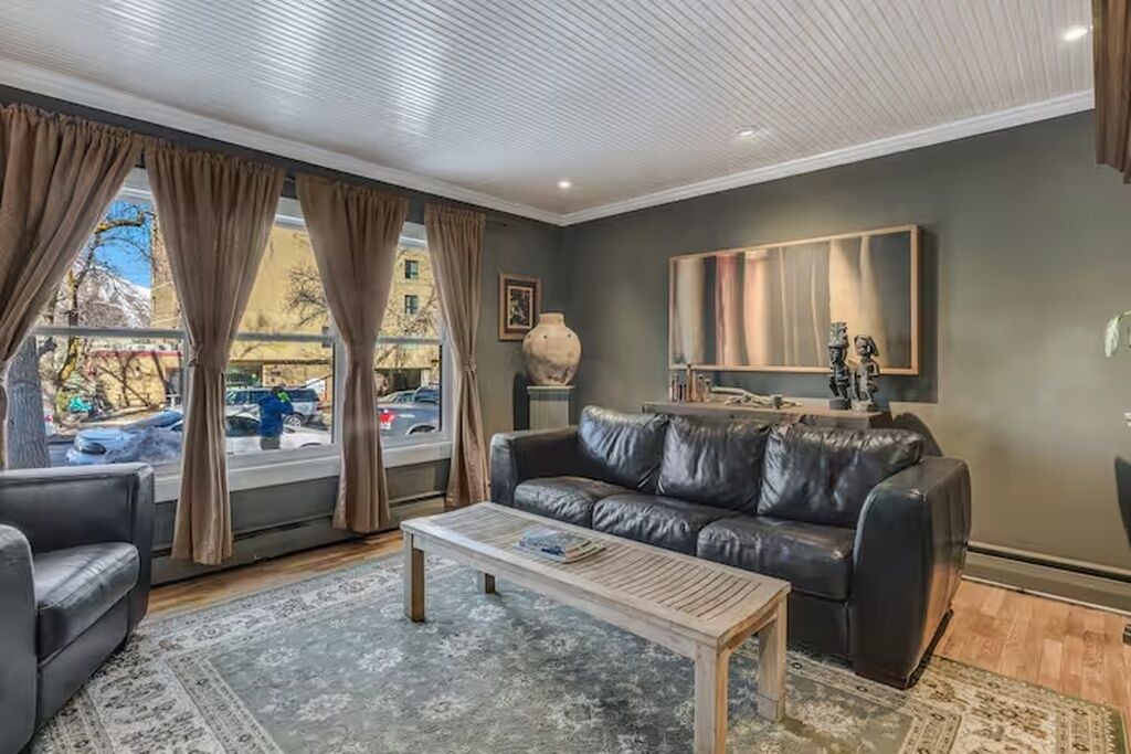Photo of Livingroom in Glenwood Springs