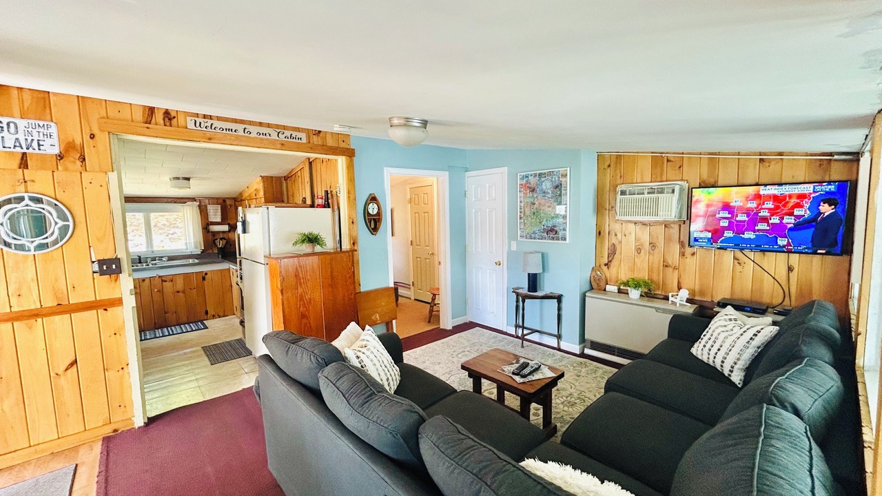 Photo of Livingroom in New Gloucester