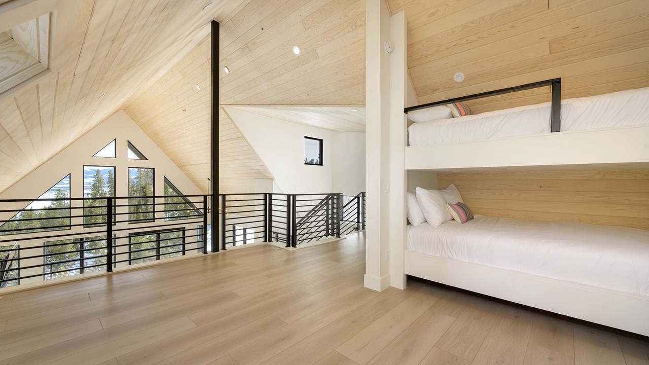 Photo of Bedroom in Winter Park Highlands