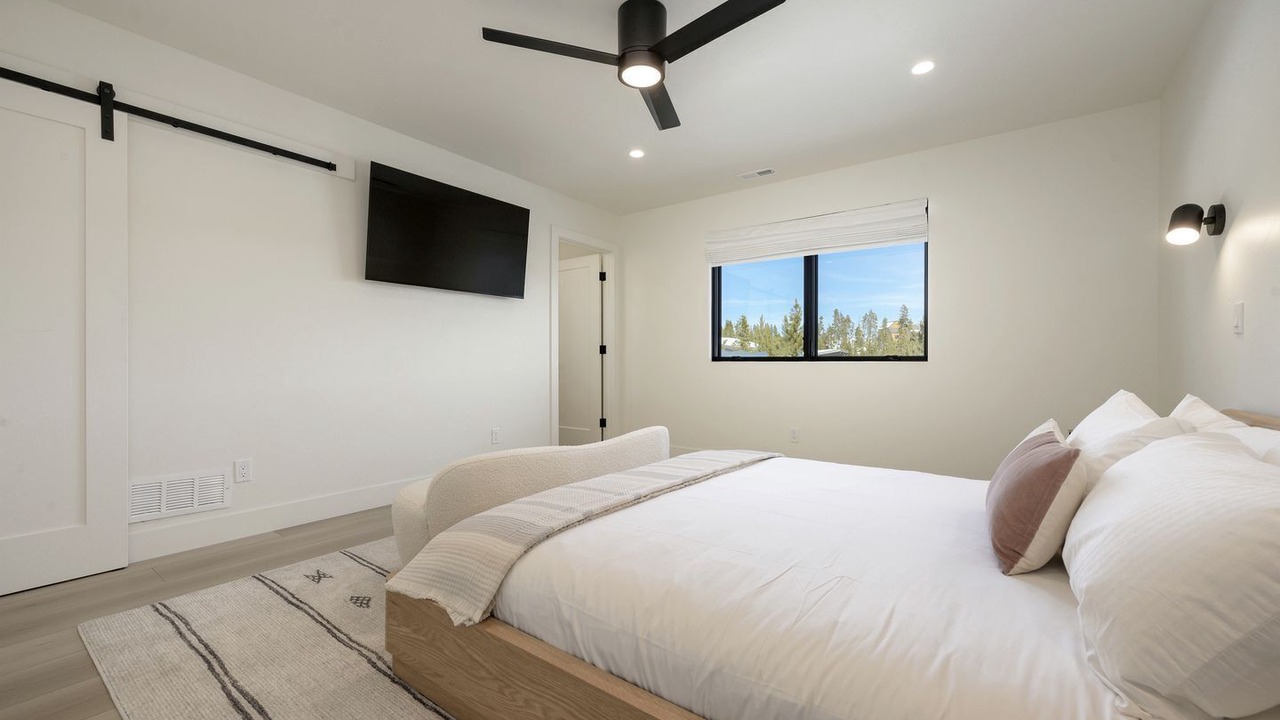 Photo of Bedroom in Winter Park Highlands