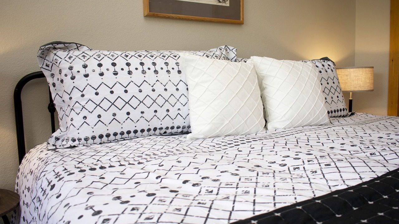 Photo of Bedroom in Grand Lake