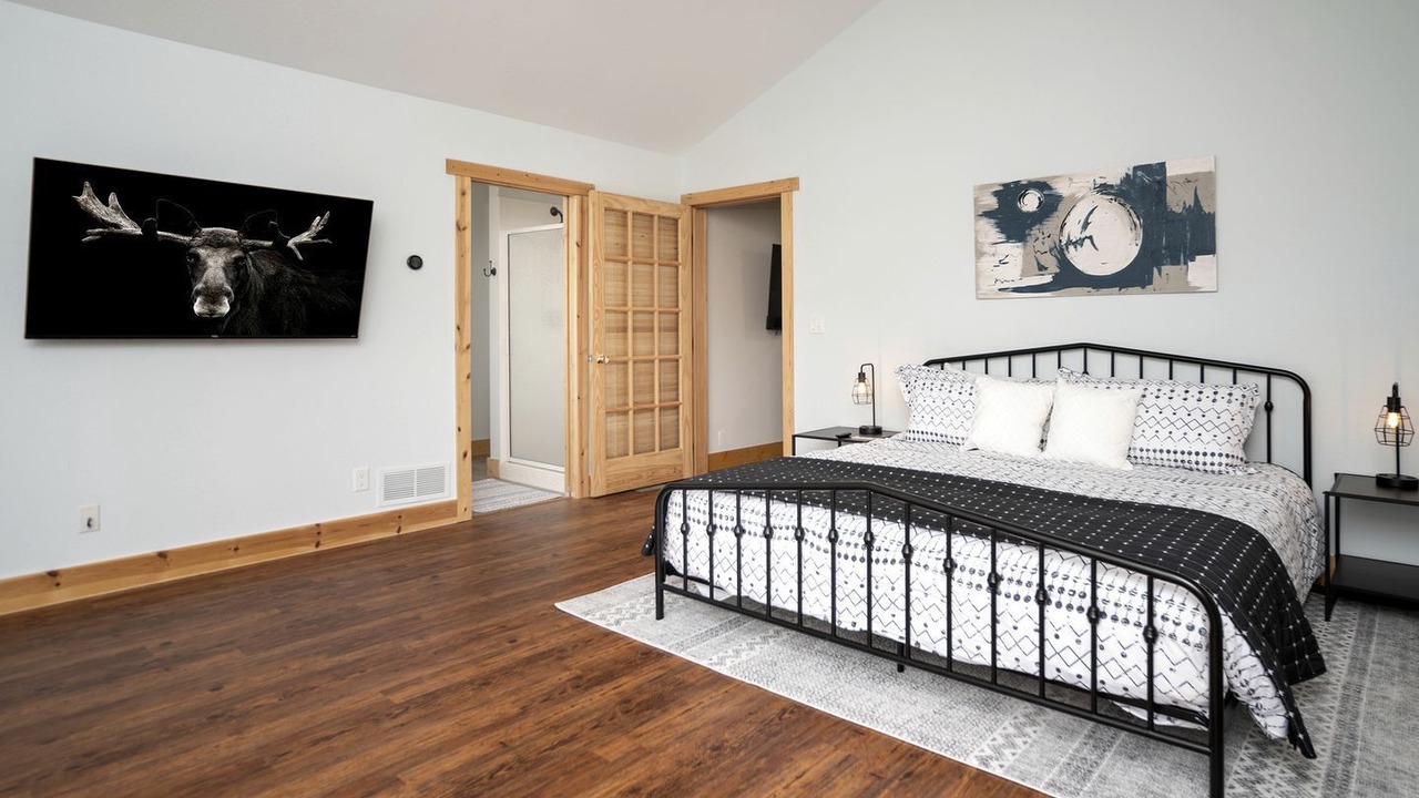 Photo of Bedroom in Grand Lake