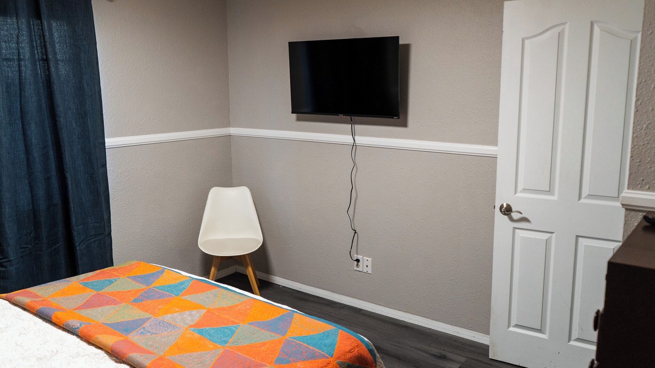 Photo of Bedroom in Northeast Heights